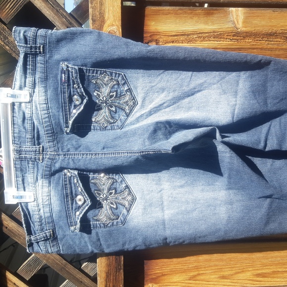 Angel's Jean's Acid wash with embroidered pockets - Picture 7 of 7
